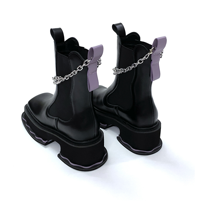 картинка Ботинки челси квадратный нос объемная платформа и каблук волнистая линия на подошве + цепи от магазина LonnaMag