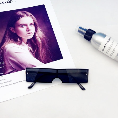 картинка Очки прямоугольные закругленные от магазина LonnaMag