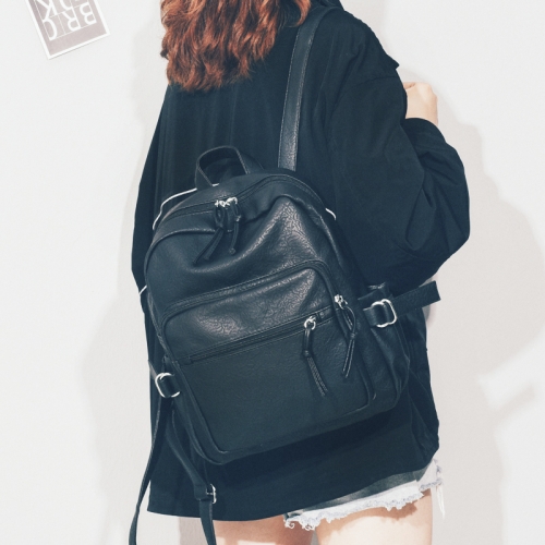 картинка Рюкзак кожзам мятая кожа узелки на замках от магазина LonnaMag