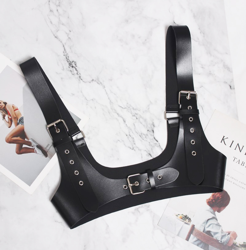 картинка Портупея массивная широкая как топ от магазина LonnaMag