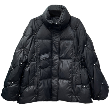 Картинка Куртка пуховик oversize воротник стойка объемные рукава белые бусины  от магазина LonnaMag