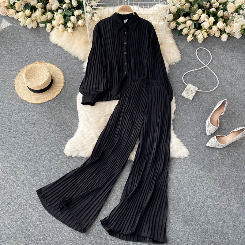 Картинка Комплект плиссированый рубашка широкий рукав + брюки клеш от магазина LonnaMag