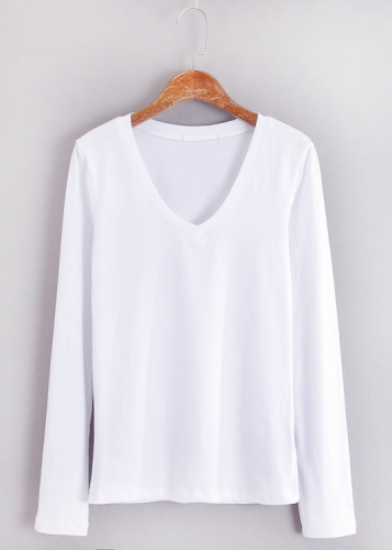 Картинка Лонгслив плотный стрейч по фигуре глубокий V-вырез от магазина LonnaMag