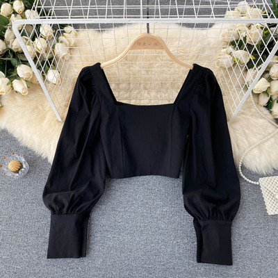 Картинка Топ квадратный вырез объемный длинный рукав однотон от магазина LonnaMag