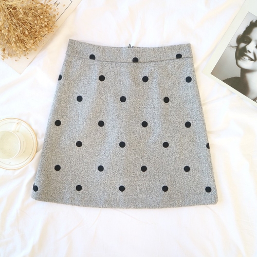 Картинка Юбка шерстяная в горошек мини от магазина LonnaMag