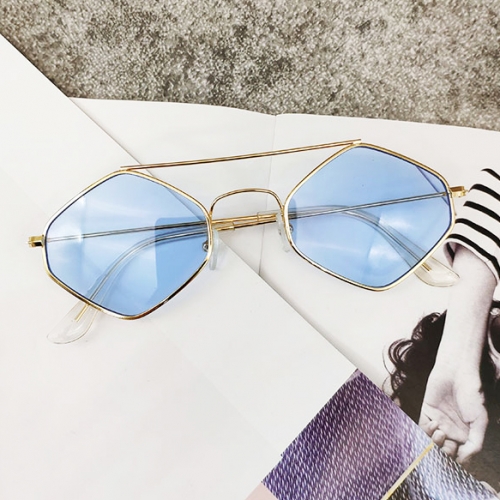 картинка Очки солнцезащитные ромбовидные сверху перекладина от магазина LonnaMag