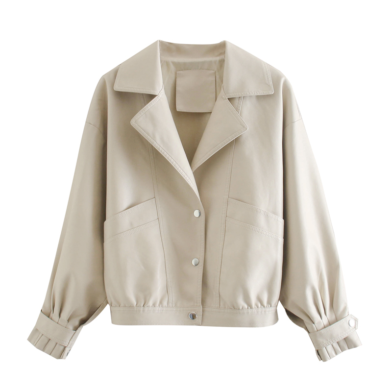 Картинка Куртка застежка 3 кнопки плиссировка снизу на рукавах от магазина LonnaMag