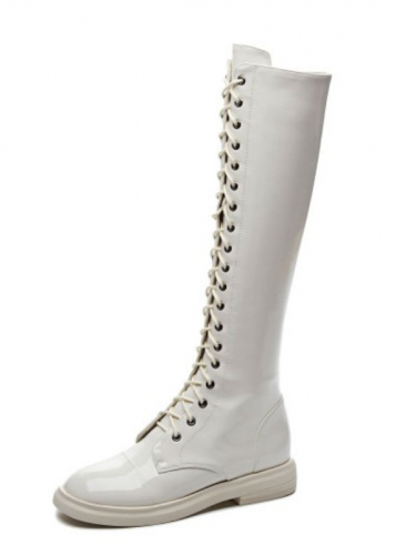 картинка Высокие лаковые сапоги из натуральной кожи на шнуровке от магазина LonnaMag