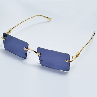 картинка Очки прямоугольные без оправы цветная линза металл переносица цветок на дужках  от магазина LonnaMag