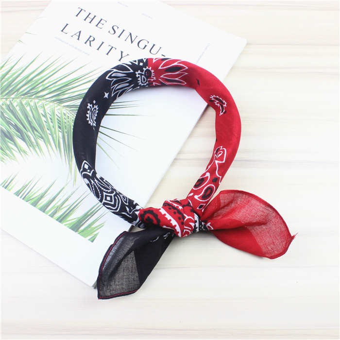 картинка Двухцветные банданы с узором от магазина LonnaMag