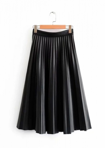 Картинка Юбка миди клеш в складку эко-кожа от магазина LonnaMag