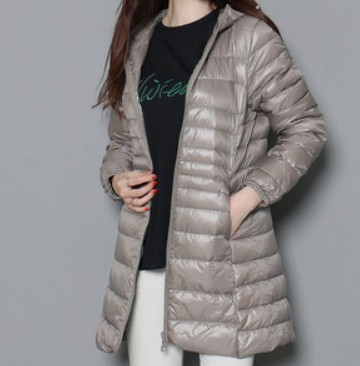 Картинка Куртка с капюшоном стеганная полосами однотон от магазина LonnaMag