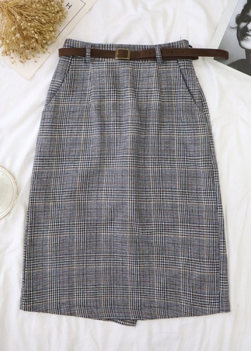Картинка Юбка прямая в клетку с карманами  от магазина LonnaMag