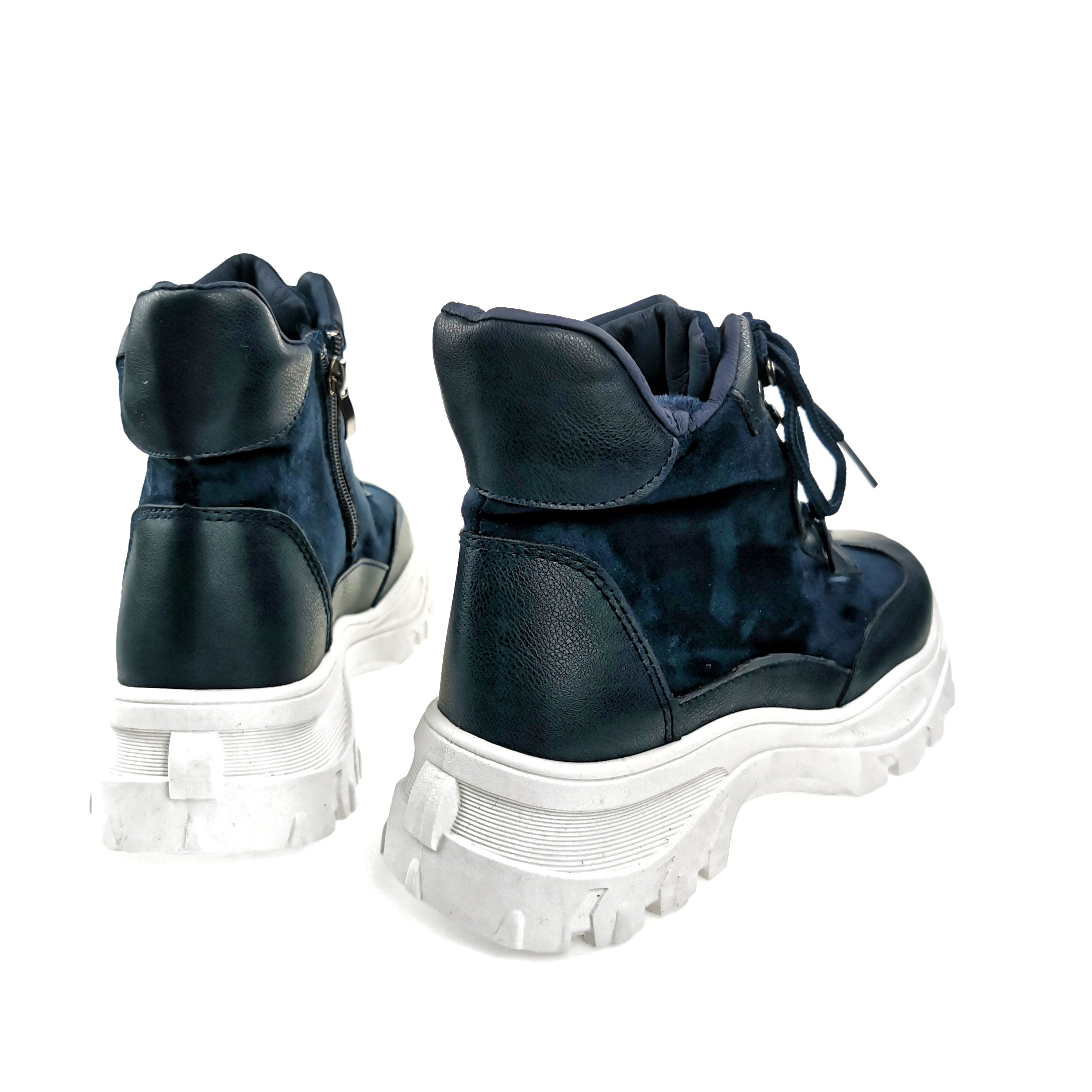 картинка Ботинки высокие белая рельефная подошва SAIJUN (мех) от магазина LonnaMag