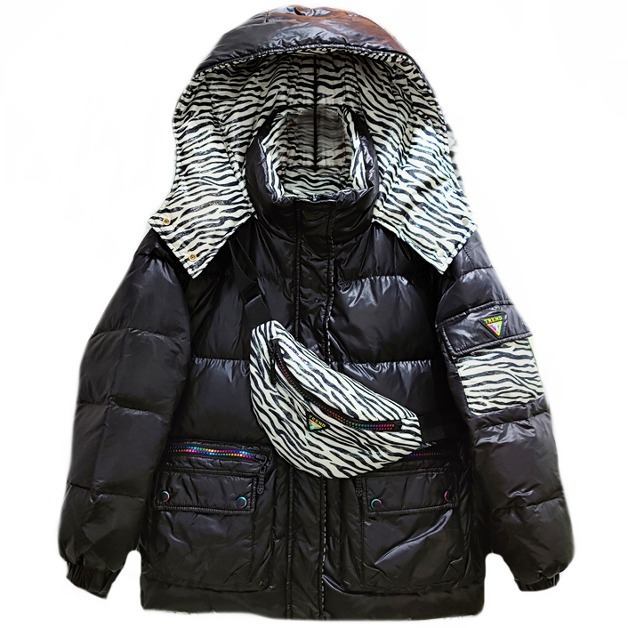 Картинка Куртка пуховик узор зебра молния и кнопки радуга + поясная сумка зебра от магазина LonnaMag
