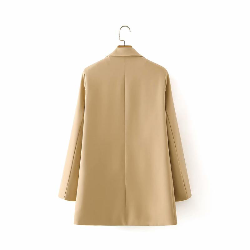 Картинка Костюм бежевый пиджак прямой + шорты удлиненные от магазина LonnaMag