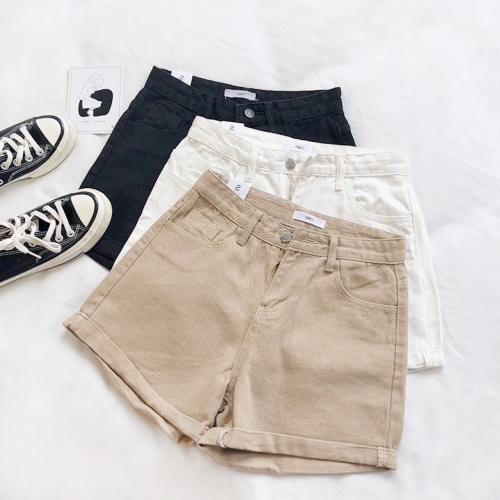 Картинка Цветные шорты джинс с подворотом ONE2 от магазина LonnaMag