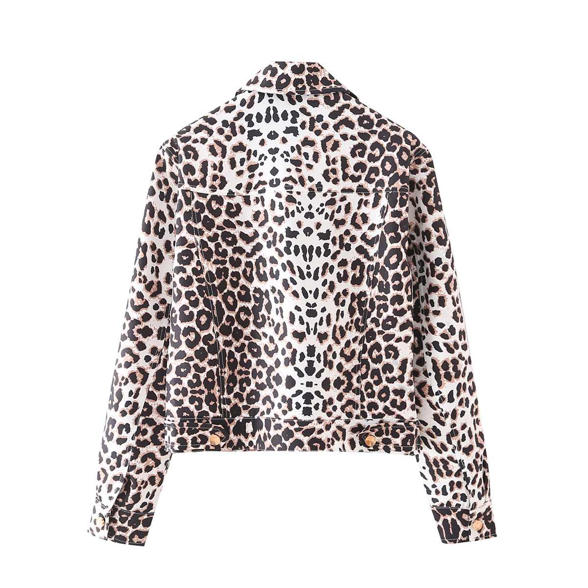 Картинка Куртка короткая принт лео 2 кармана на груди золотые пуговицы от магазина LonnaMag