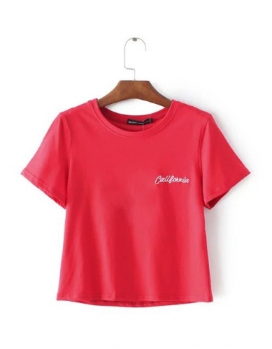 Картинка Топ футболка укороченная вышивка California от магазина LonnaMag