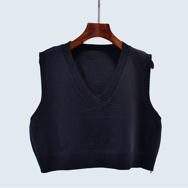 Картинка Топ широкий как жилет трикотаж от магазина LonnaMag