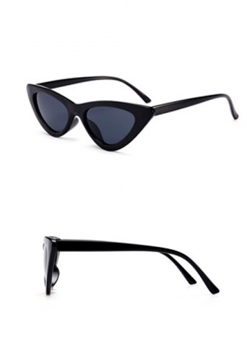 картинка Очки кошачие узкие - пластик треугольные от магазина LonnaMag