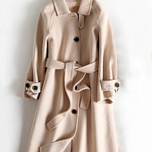 Картинка Пальто халат с черными крупными пуговицами от магазина LonnaMag