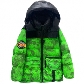 Пуховик камуфляж  с капюшоном в стиле милитари контрастные цвета