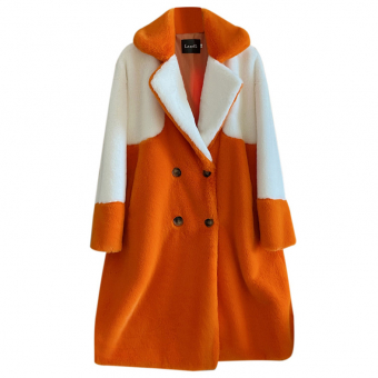 Шуба оранжевый мех 4 пуговицы сверху белая