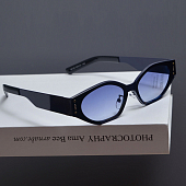 картинка Очки овал снизу прямой срез на оправе по бокам 3 металл элемента от магазина LonnaMag