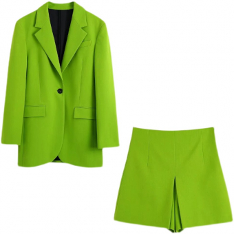 Костюм пиджак черный подклад и пуговицы + шорты