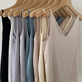 Картинка Топ майка S`20 шелк подклад на груди - М от магазина LonnaMag