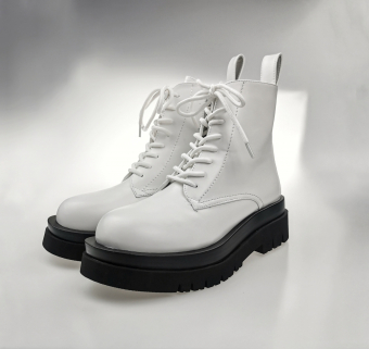 Ботинки белые на шнуровке MASHIE двойнная широкая подошва