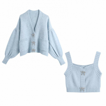 Комплект голубой вязаный пуговицы банты в стразах кардиган + топ