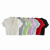 Картинка Топ футболка на 3 пуговицах трикотаж от магазина LonnaMag