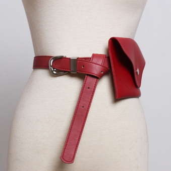 Ремень с  плоским кошельком на кнопке