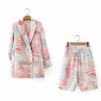 Костюм пиджак приталенный + шорты длинные принт мазки краски