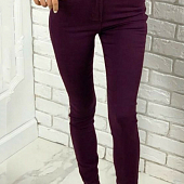 Картинка Джинсы skinny свекольные от магазина LonnaMag