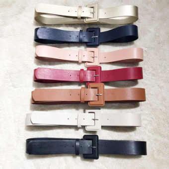 Ремень однотон с прямоугольной пряжкой твердая эко кожа