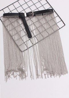 Ремень с оборкой из цепочек