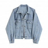 Картинка Джинсовка короткая 2 кармана на груди серебряные пуговицы от магазина LonnaMag