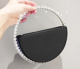 Сумка клатч полукруг на молнии + круг из крупных страз