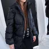 Картинка Куртка дутая широкая капюшон на липучке от магазина LonnaMag