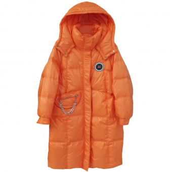 Пуховик удлиненный с капюшоном карман на молнии с цепью круглая эмблема