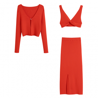 Комплект вязаный кардиган с 1 пуговицей + топ + юбка миди с разрезом по ноге