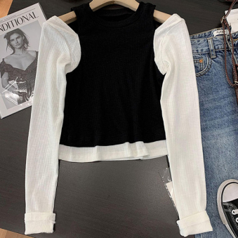 Топ стрейч длинные белые рукава вырез под палец черная середина