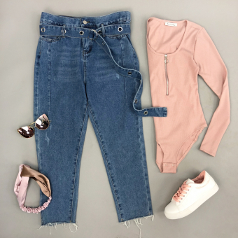 Джинсы зауженные + ремень