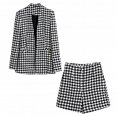 Картинка Костюм твид ч/б клетка пиджак + шорты высокая талия от магазина LonnaMag