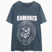 Картинка Футболка выстиранная oversize принт - металик Ramones от магазина LonnaMag