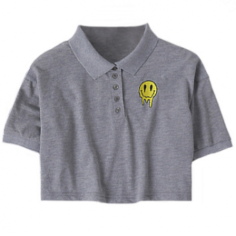 Футболка поло короткая вышивка - смайлик с потеками