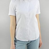 Картинка Рубашка приталенная короткий рукав три пуговки на груди от магазина LonnaMag